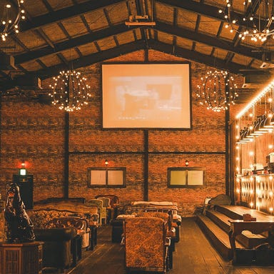 THE HIDEAWAY FACTORY 栗東_オールDIY!手作りでおもてなし