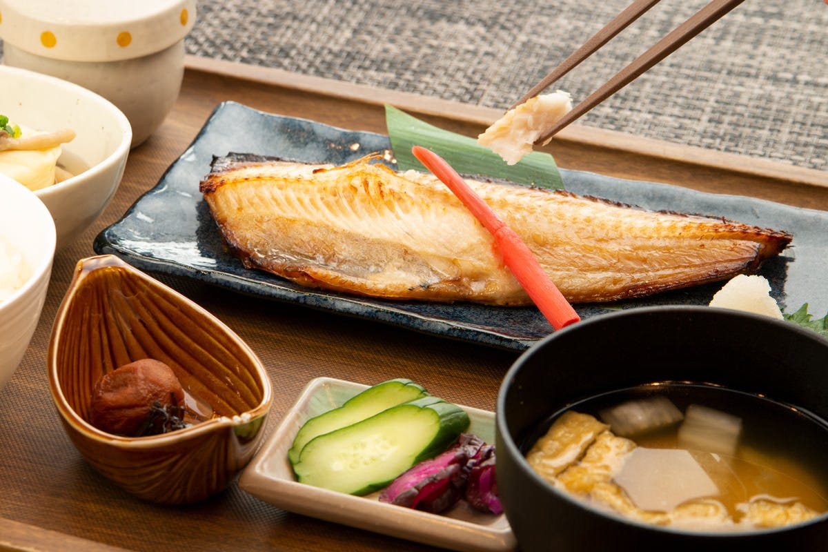 ダイワロイネットホテル西新宿 レストラン灯都 メニュー モーニング ぐるなび