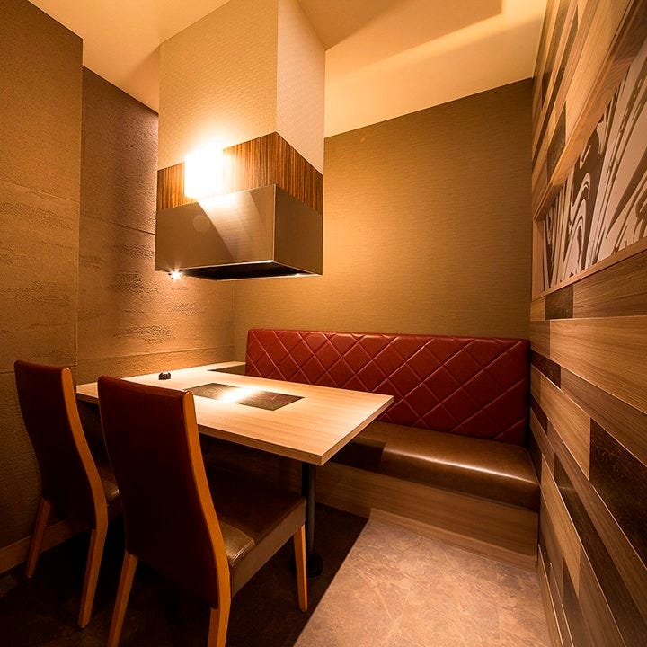 ジンギスカンダイニング ひげのうし 南5条店 席 個室 個室 ぐるなび