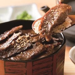 炙り牛肉ひつまぶし御膳