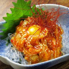 銀座 独楽_エンガワのユッケ