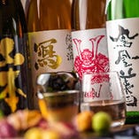 日本酒はベースで12種、季節のおすすめを2〜3種ご用意。