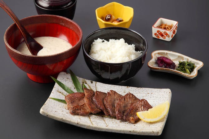 ご飯ととろろ とろ麦 立川ガーデンテーブルズ店 立川 日本料理 ぐるなび