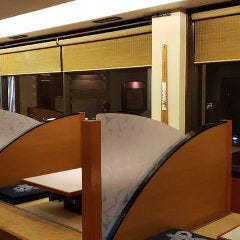 ご家族でのお食事など お子様ものびのび使える座敷