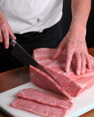 焼肉 黄金の牛 宮原店 