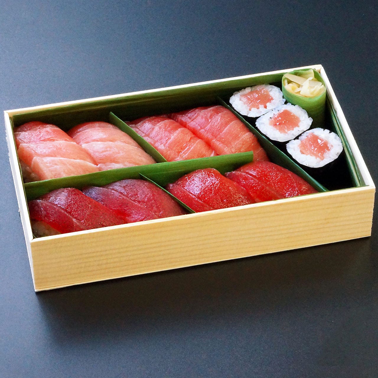 お土産　鮪づくし