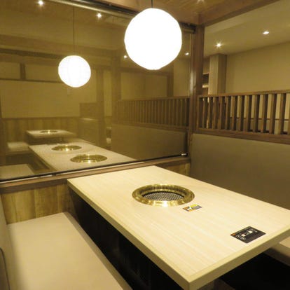 ゆったり個室 川崎の焼肉でおすすめ 人気の完全個室 ソファー席など ぐるなび