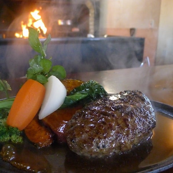 暖炉レストラン ターシャ 甲斐 韮崎 南アルプス ハンバーグ ぐるなび