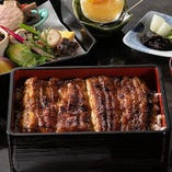夜も鰻重 全4品｜秘伝タレの鰻をお楽しみください。八寸、お吸い物とともに