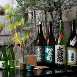 滋賀の地酒を中心に。琵琶湖を囲む各蔵元より揃えております
