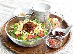 月替りランチ。６月のランチは大豆ミートタコライスです