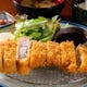 北海道余市のブランド豚を使用。天ぷら屋のとんかつは絶品。