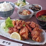 唐揚げ定食(ごはん・味噌汁・小鉢)