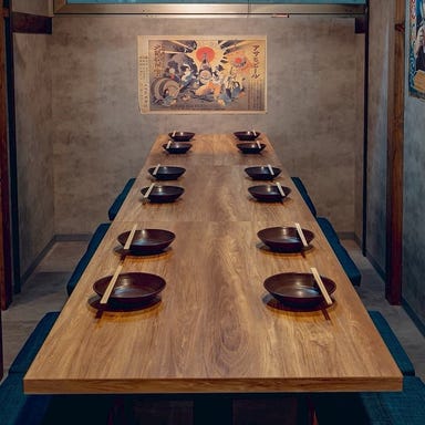 野菜巻きと九州料理×個室居酒屋 よだれ屋 栄錦本店_4~8名様までの個室席