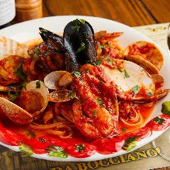 瀬戸内産の魚介を使い、オーダーがはいってからソースを手作り