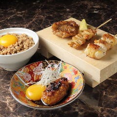 馬刺しと焼き鳥 グルマン三年坂_幻の地鶏天草大王【熊本】