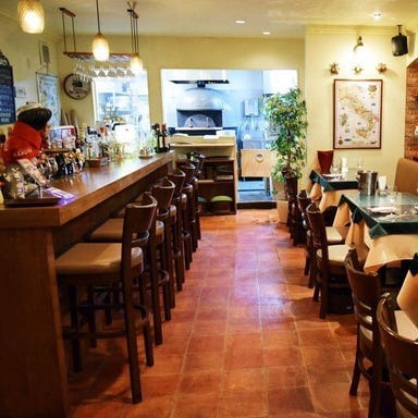 Pizzeria＆Wine Bar Luna Lucca  店内の画像