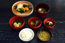 味覚・視覚で楽しめる日本食