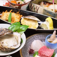 市場直送国産天然生本まぐろ×日本酒＆焼酎 『四季旬菜ふくふく』