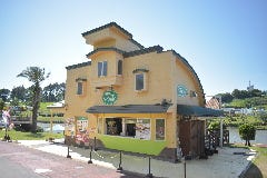 アンジェ