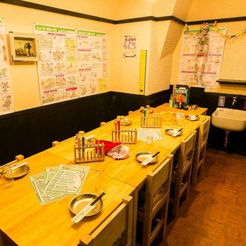 個室居酒屋 6年4組 新宿東口駅前分校 新宿 バイキング ビュッフェ ぐるなび