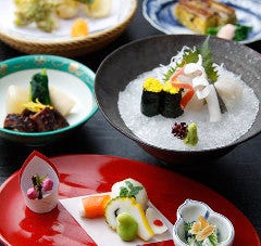 味 三秀