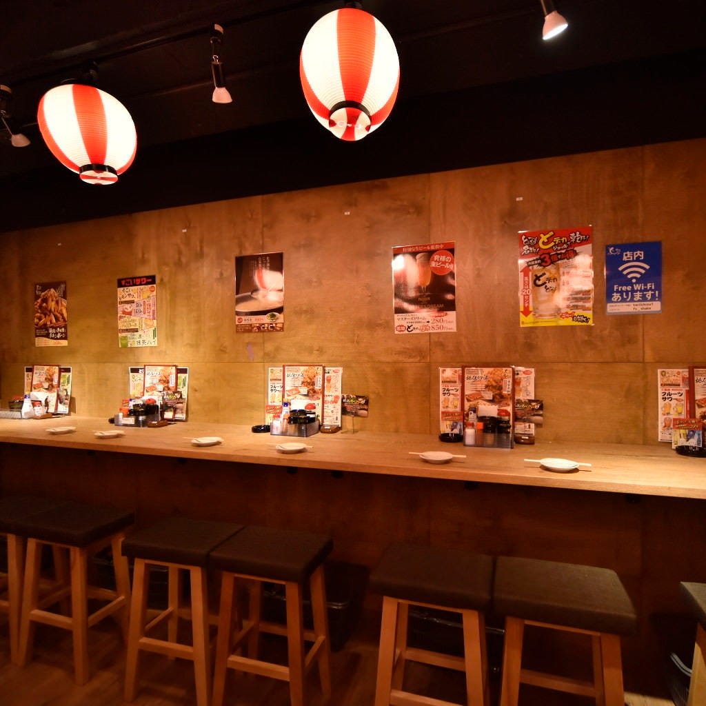水炊き 焼鳥 とりいちず酒場 六本木店 席 ぐるなび