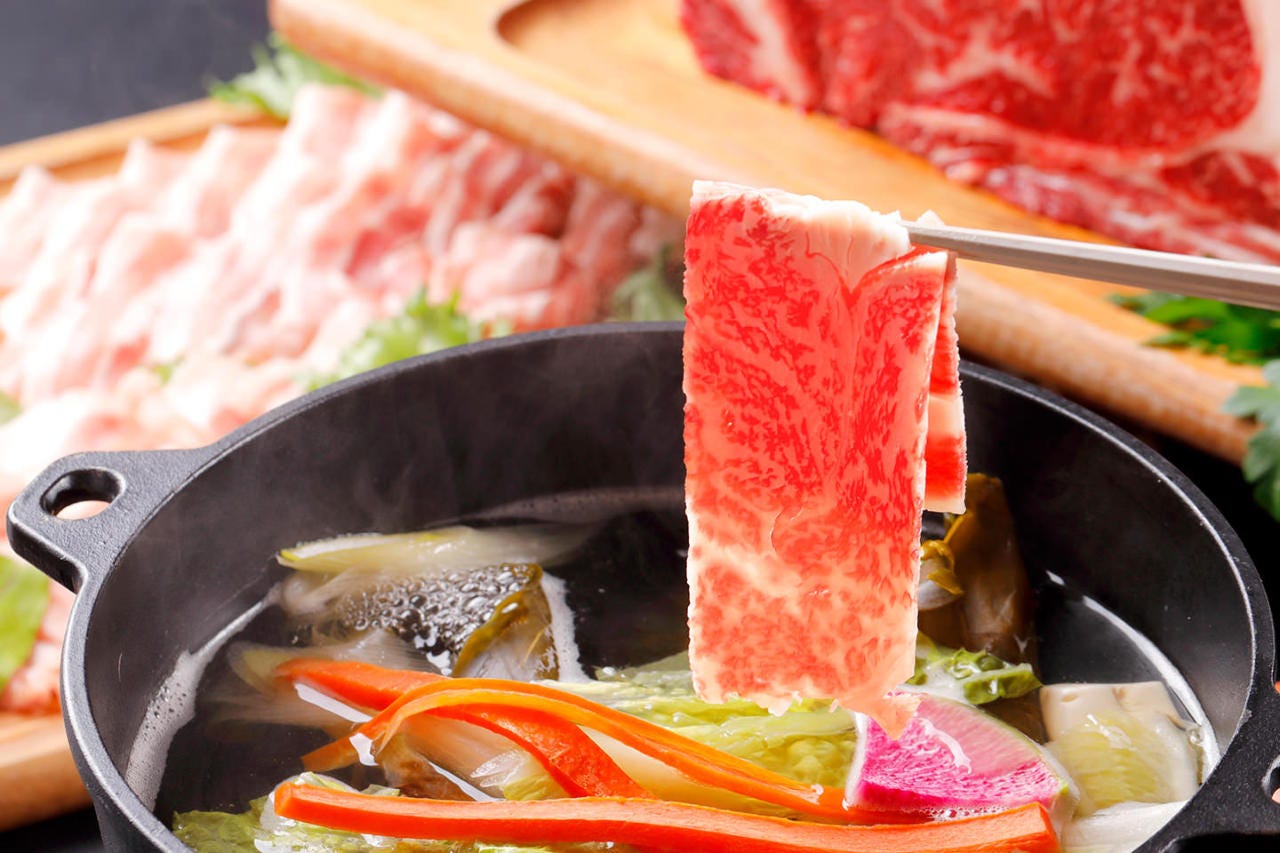 北海道産ブランド肉をしゃぶしゃぶスタイルで楽しめる千歳hotpot