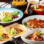 色々な料理が堪能できるメキシカンコースはお得！