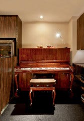 Piano Bar LEON