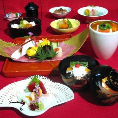 会席 接待 和食老舗 昭和三年創業 つきじ植むら 御茶ノ水 湯島店