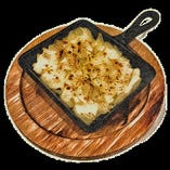 マッシュポテトのオーブンチーズ焼き/Baked mashed potatoes with cheese