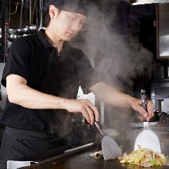 お好み焼き・鉄板焼き こて吉 上野の森さくらテラス店 