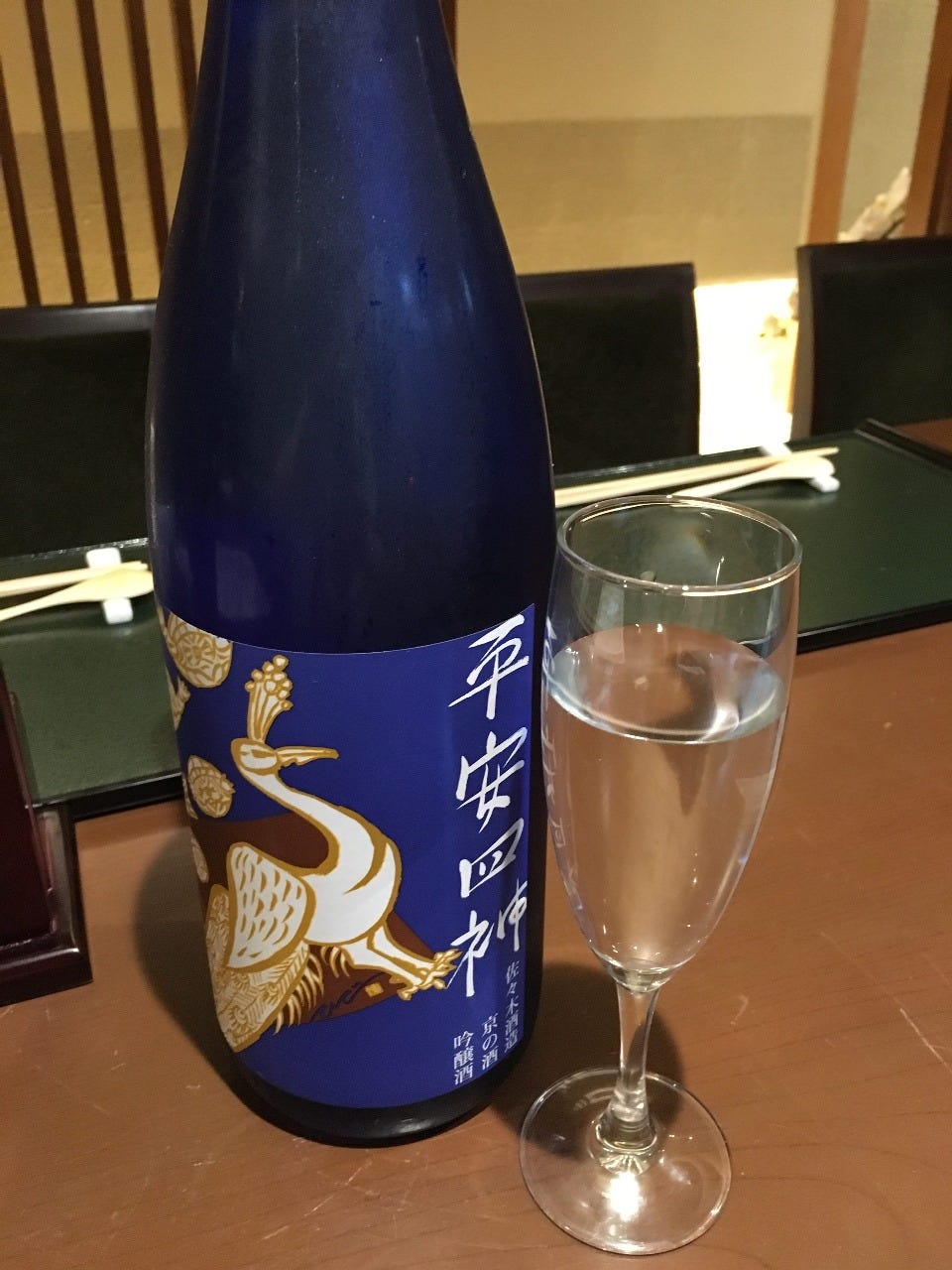 お料理に合う美味しい日本酒を多数取り揃えております。
