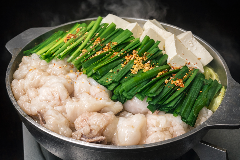 博多焼き鳥と絶品九州もつ鍋 絆串 鶴舞店