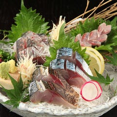 産直青魚専門 新宿 御厨