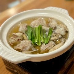 黒毛和牛のもつ小鍋（二人前）