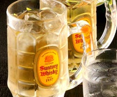 角ハイボールは強炭酸でパンチのある味わいに！