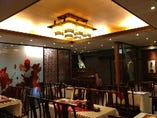 ２００種類のメニューの中からお好きな料理をお選び頂く 大人気の北京ダックも食べ放題で楽しめる