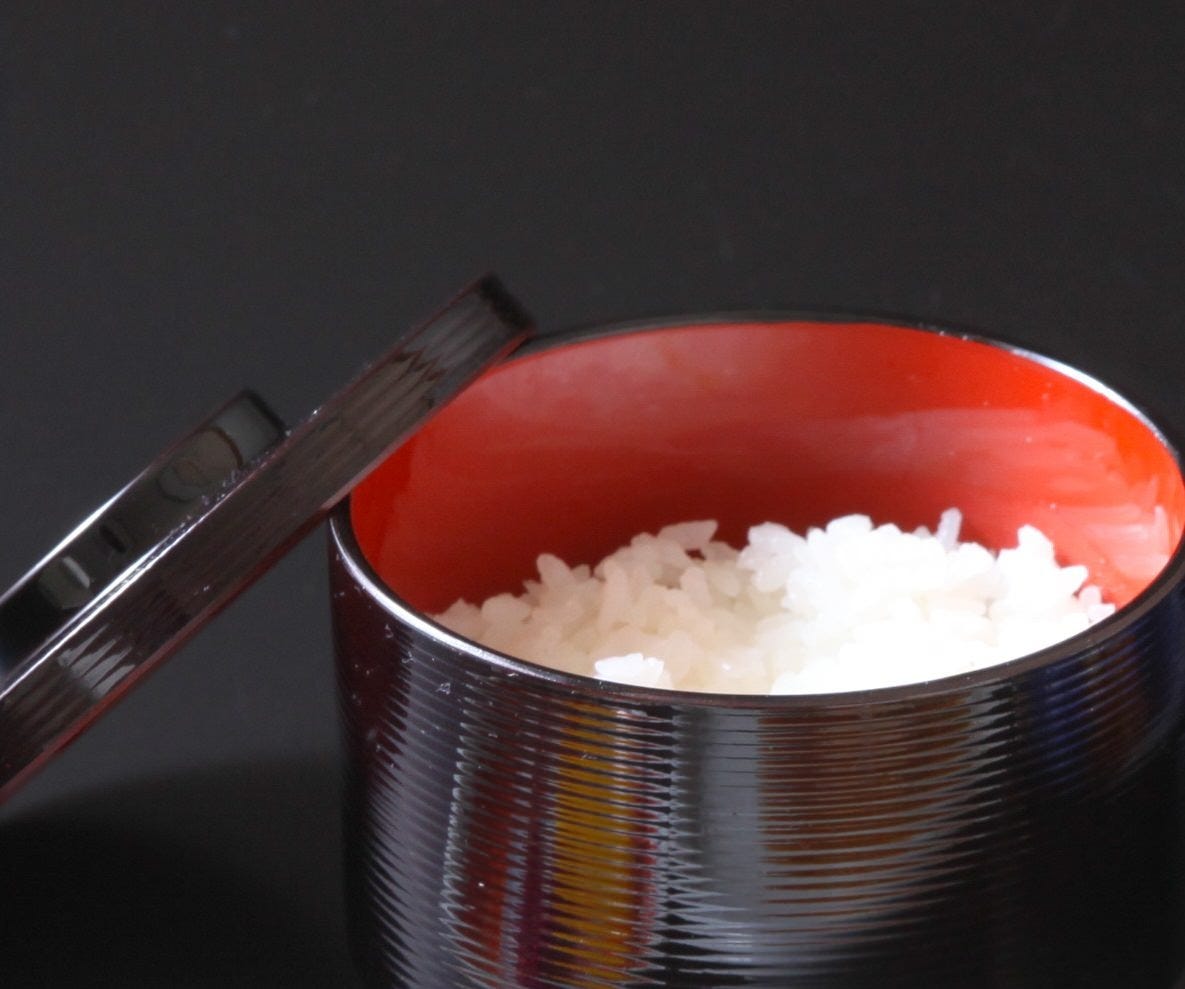 銅釜で炊くごはん　一粒一粒が鮮やか