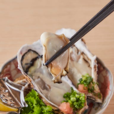 牡蠣ノ上にも三年。 新潟駅前店_クリーミーで濃厚な「生牡蠣」を驚きの価格でご提供!