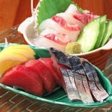 ■鮮魚のお刺身■
新鮮なお刺身もご用意しております。