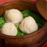 手包みショウロンポウ　小籠包