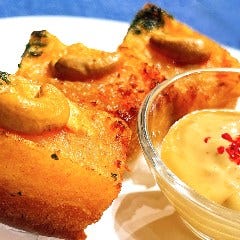 エビすり身トースト揚げ　　蝦仁肚司