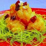 お勧め6.新鮮エビの北京式甘酢唐辛子炒め