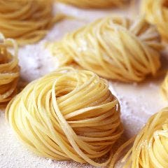 自家製生パスタをリングイネで♪100％デュラムセモリナ使用！
