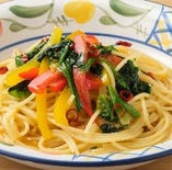 彩り野菜のペペロンチーノ