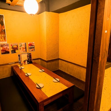 完全個室×博多もつ鍋・馬刺・炙り牛タン・手羽先 エビス 朝霞 店内の画像