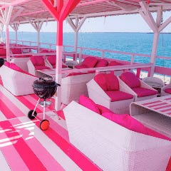 cozy beach club