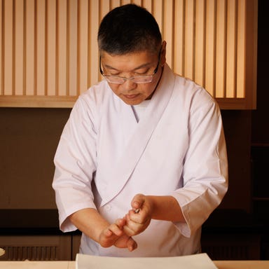 THE SUSHI NAGOYA 海 KAI_職人の妙技際立つ握り